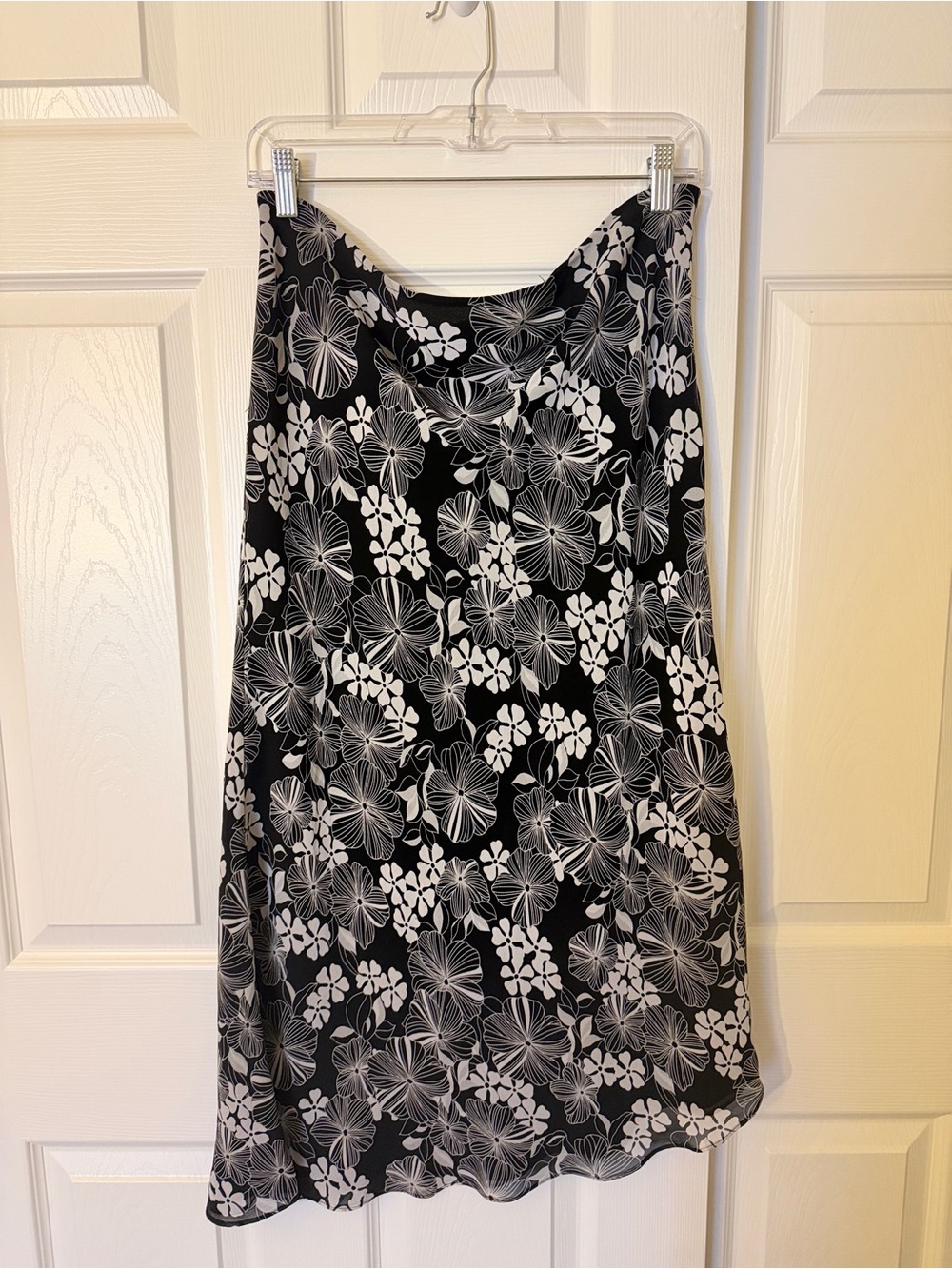 Y2K EXPRESS midi skirt, asymmetrical hem